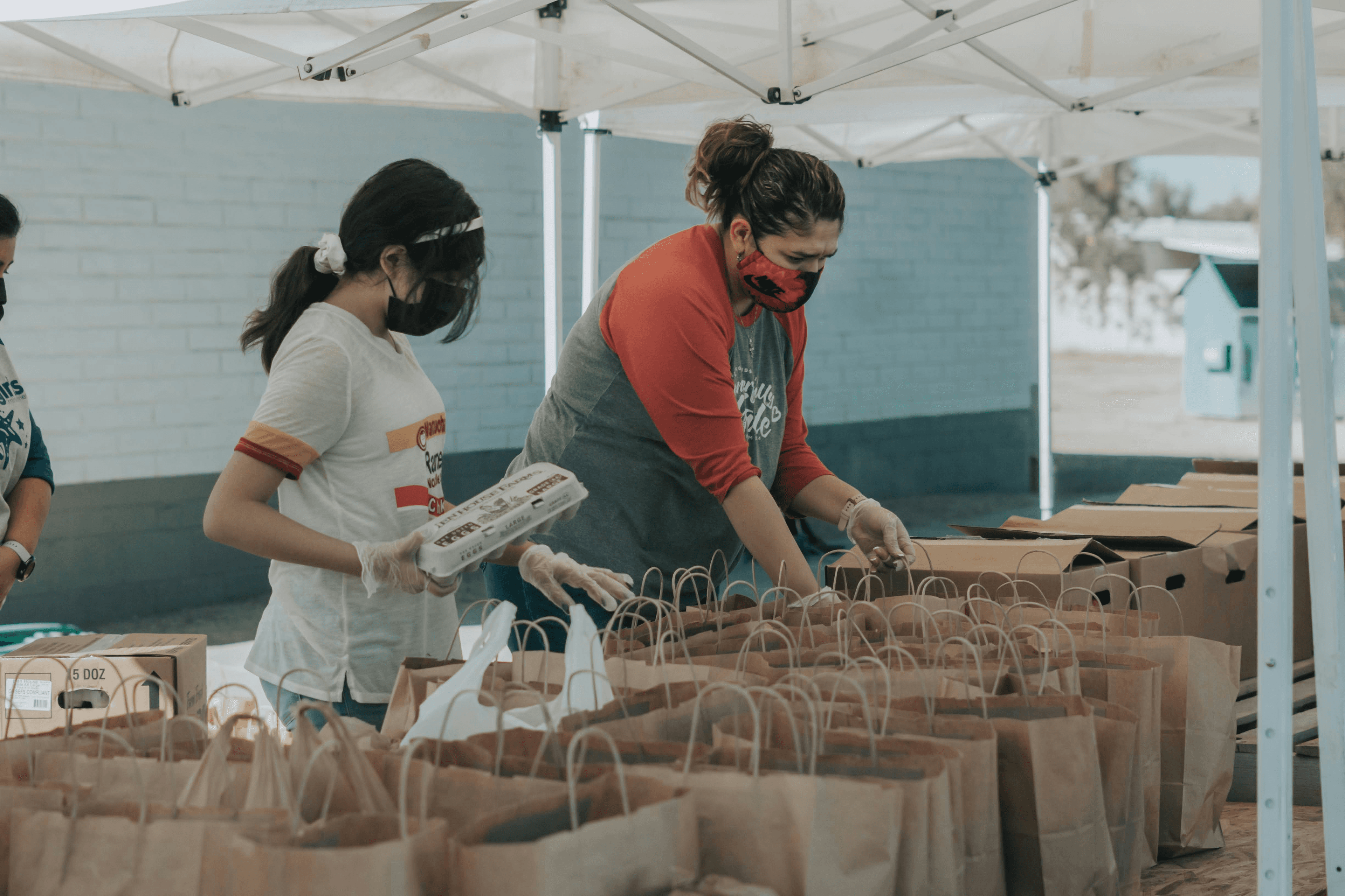 charity volunteers.png