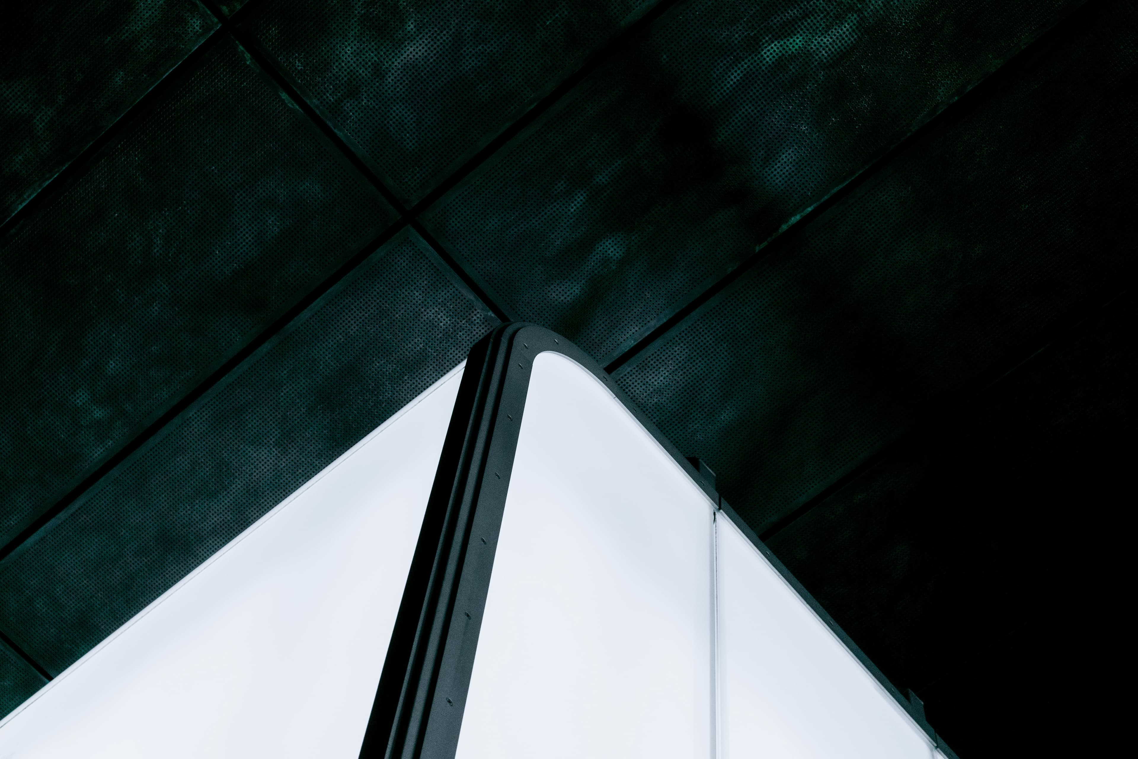 light box contrast.jpg
