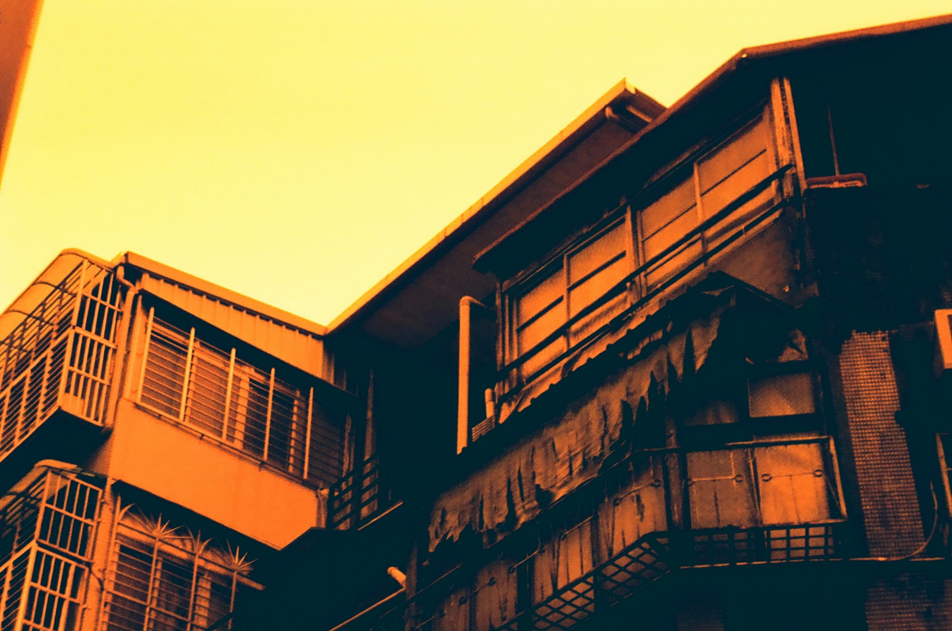 building high contrast.jpg
