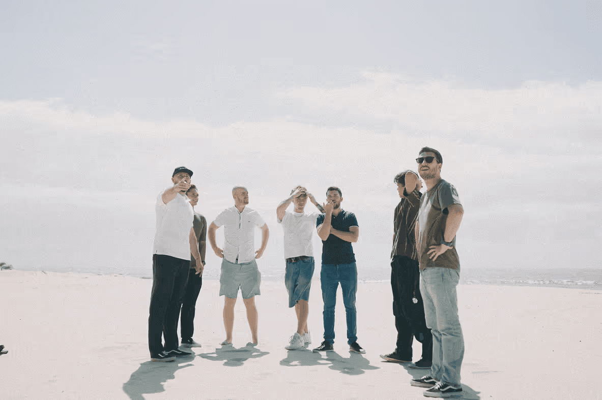 Koben Team at the Beach